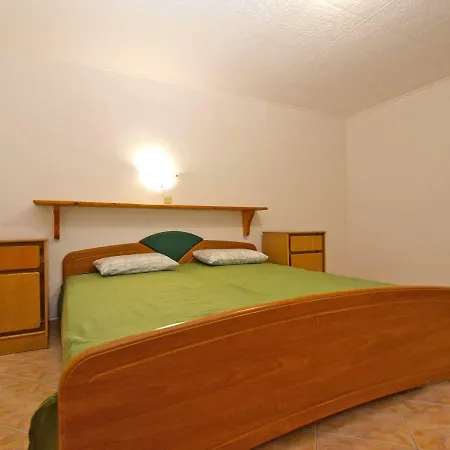 Appartement Zora 1199