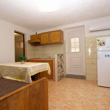 Appartement Zora 1199 *